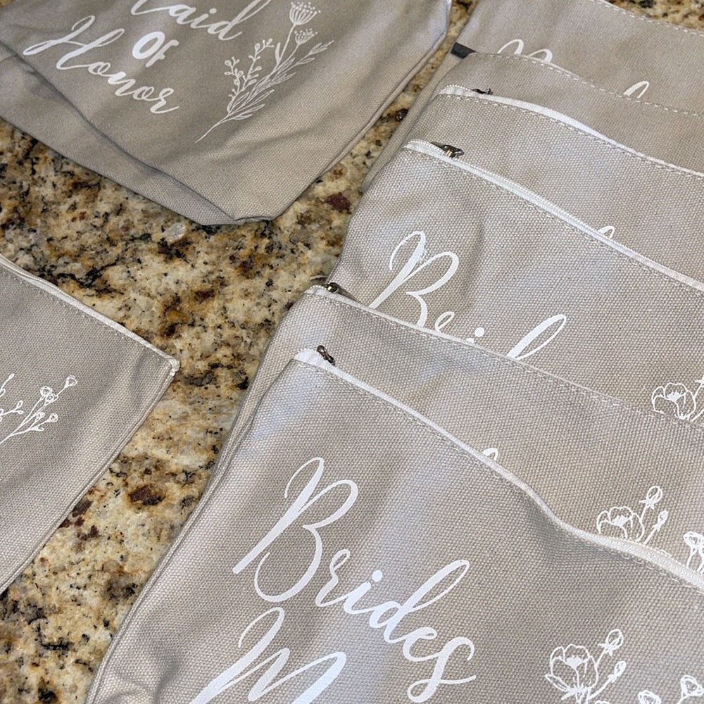 New Bridal Party small bags - Picture 6 of 6